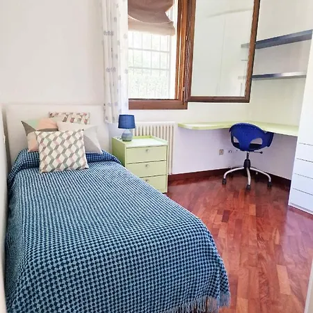 Daire Quadrilocale Vicino Al Centro - Nido Del Colibri